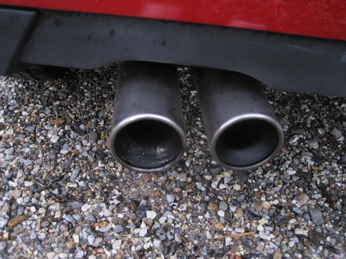 VW Golf III - Dobbelt afgang chrom bagpot af ukendt mærke. billede 12