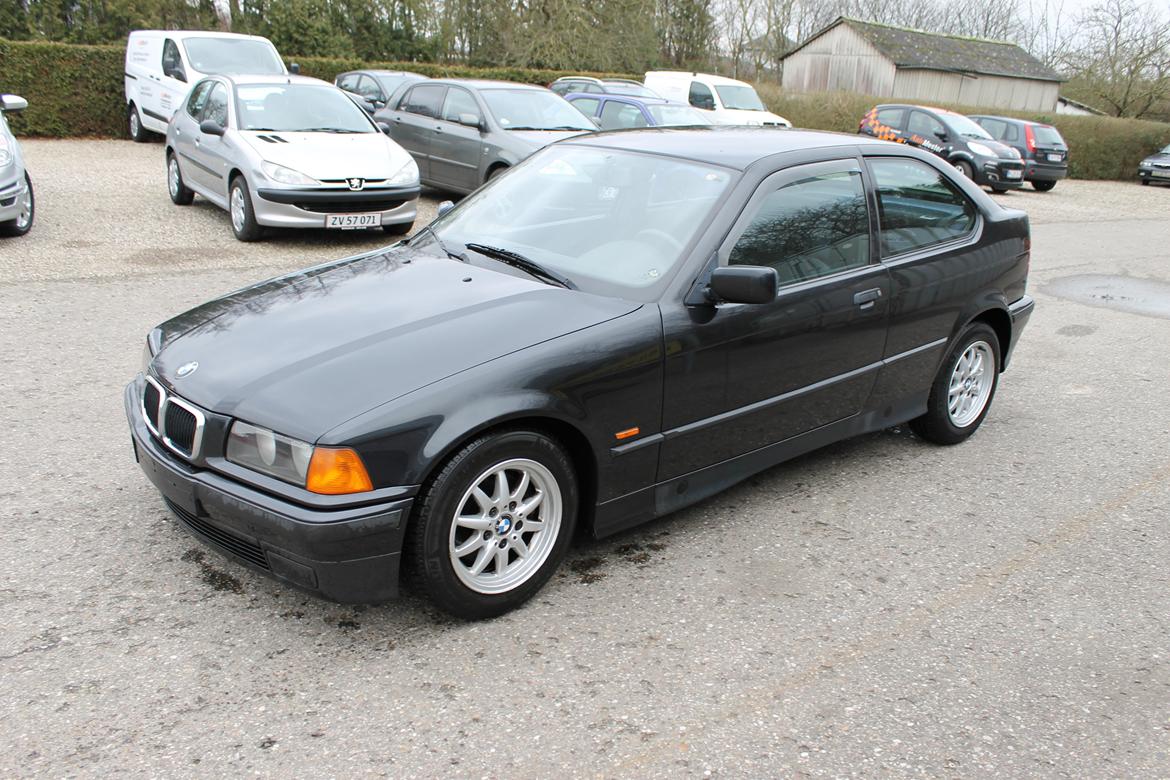 BMW E36 316i Compact billede 2
