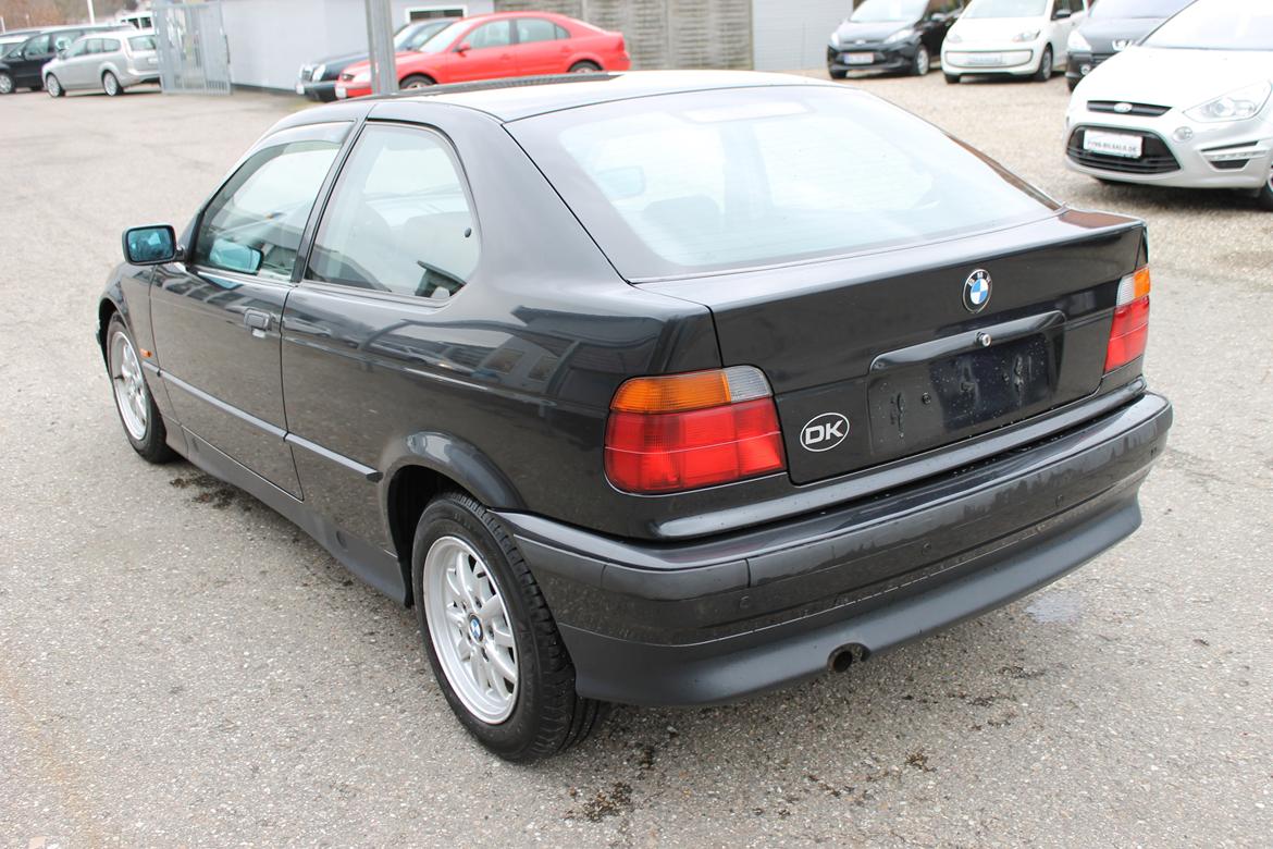 BMW E36 316i Compact billede 6