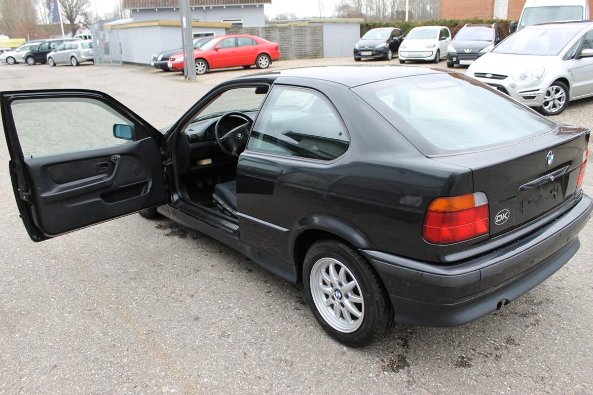 BMW E36 316i Compact billede 11