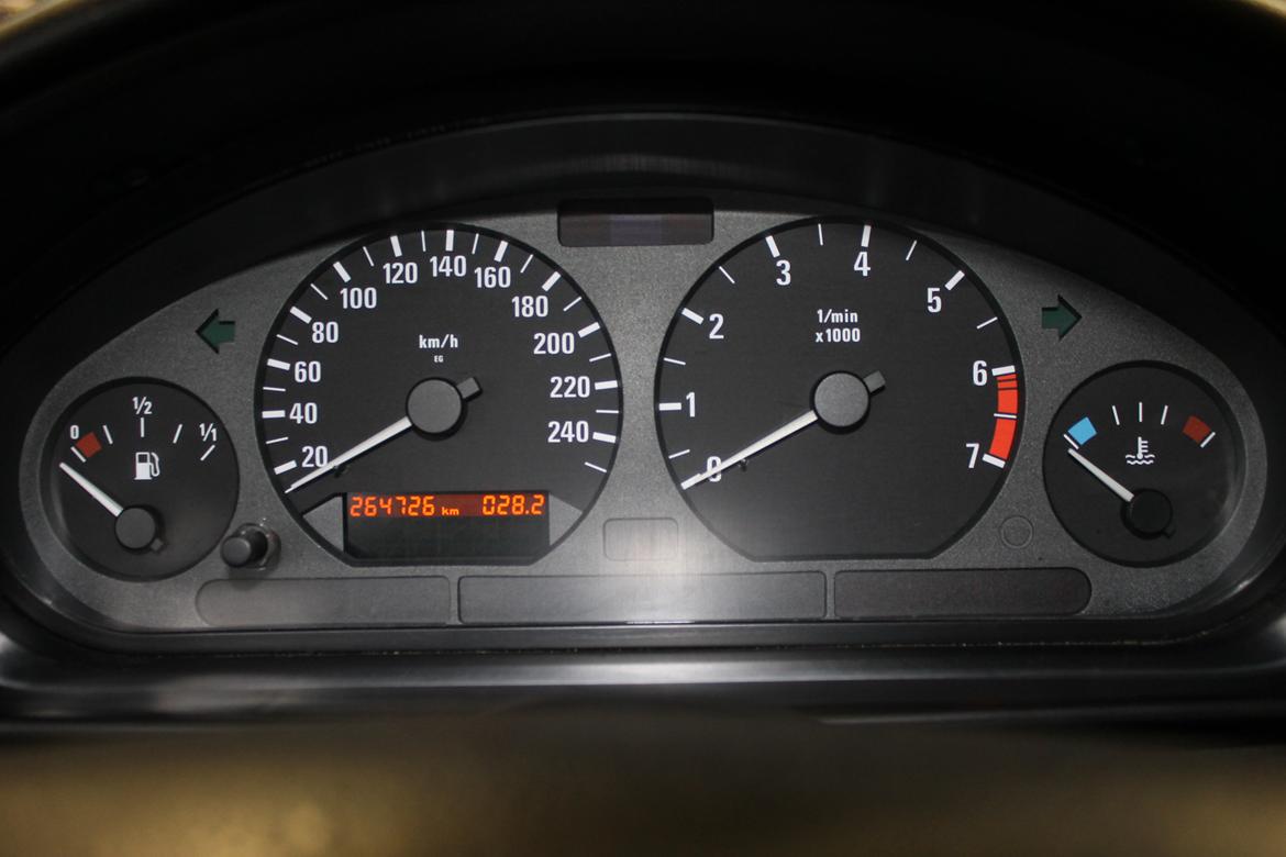 BMW E36 316i Compact billede 13