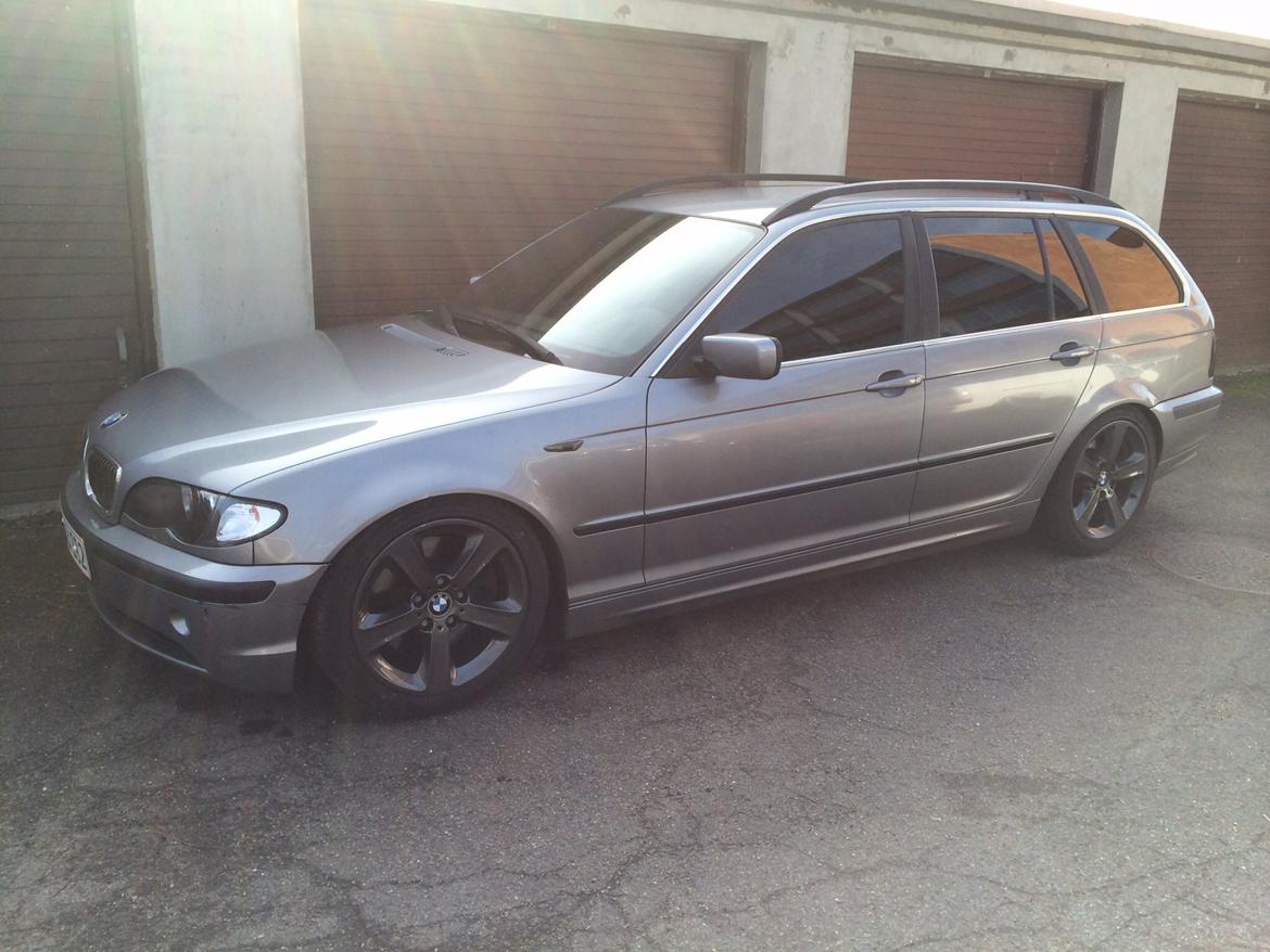 BMW E46 330D touring billede 3