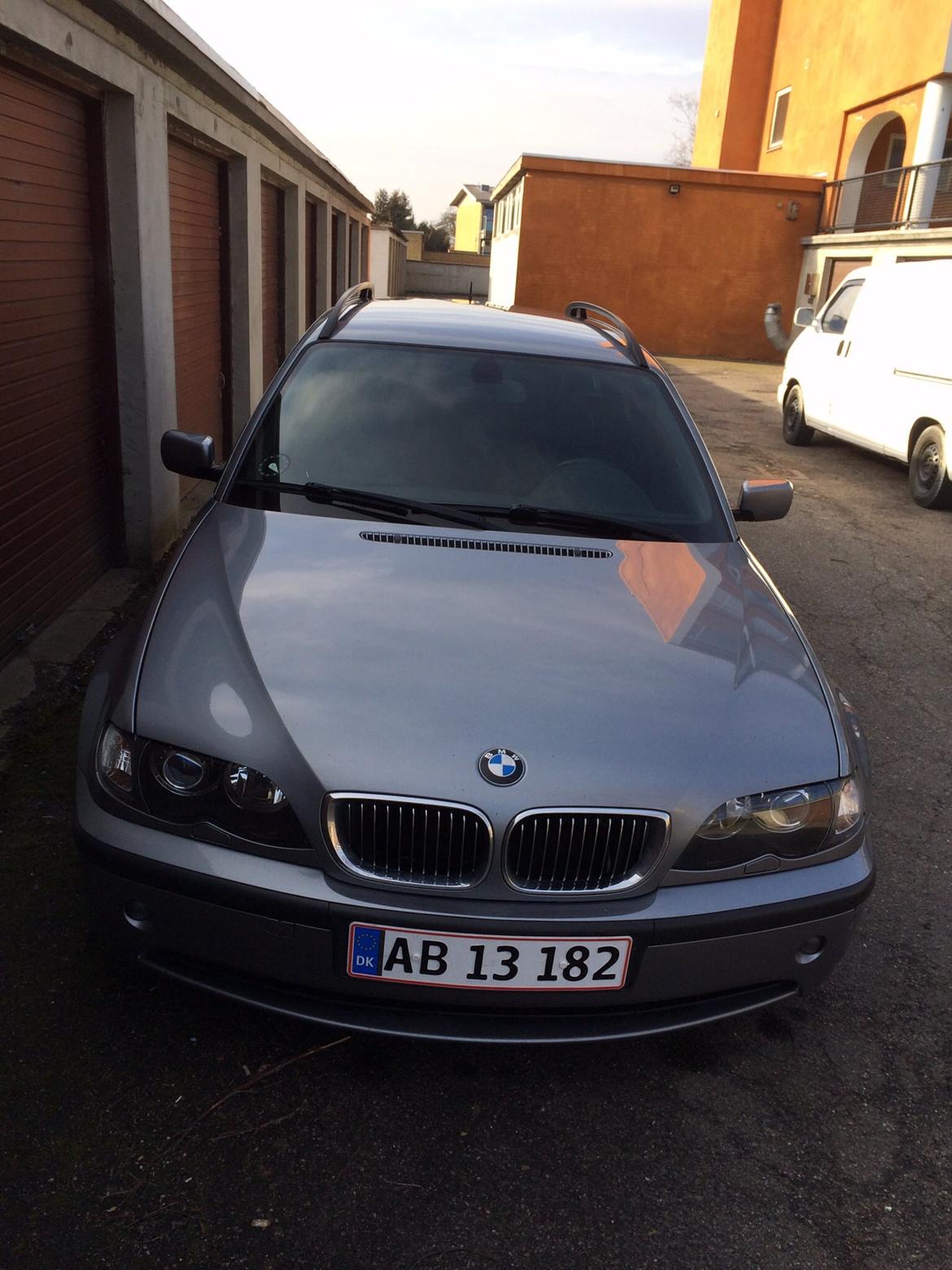 BMW E46 330D touring billede 4