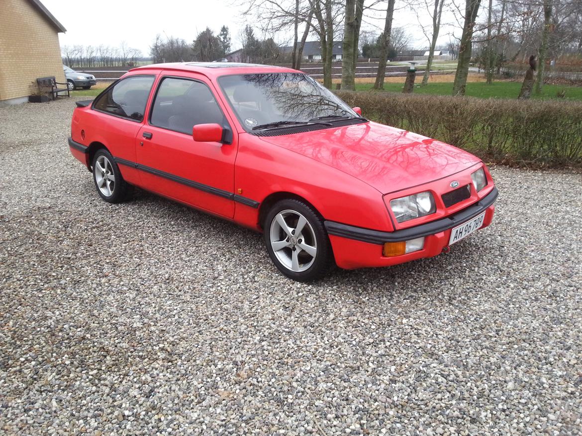 Ford Sierra 2.0i S billede 1