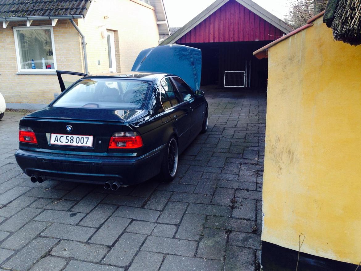 BMW E39 523i billede 8