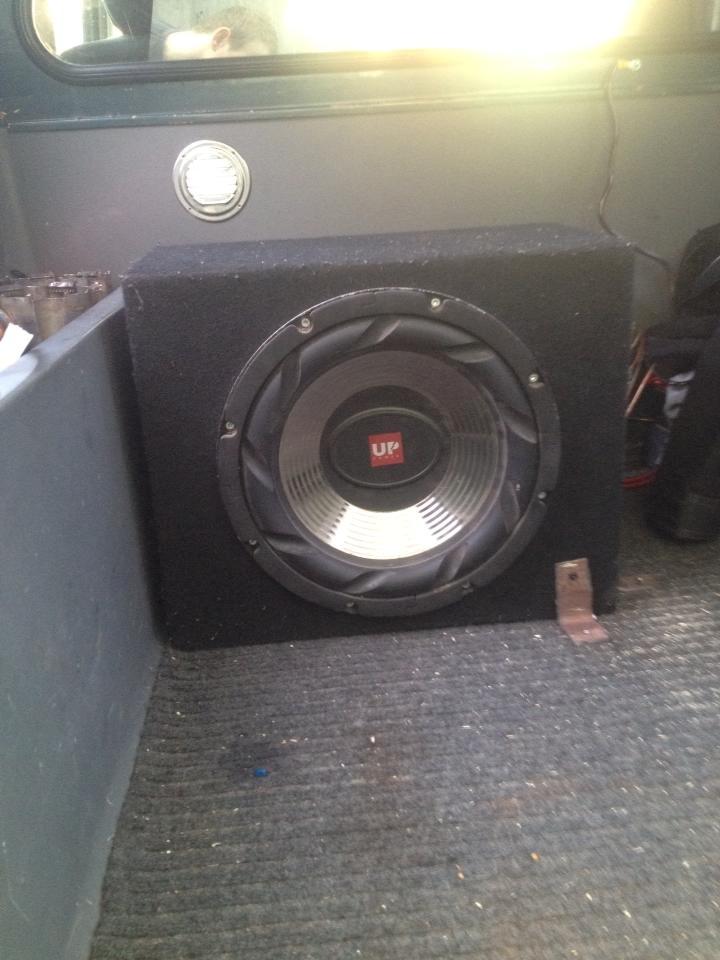 Mitsubishi Pajero - 15" UP Power Subwoofer billede 12