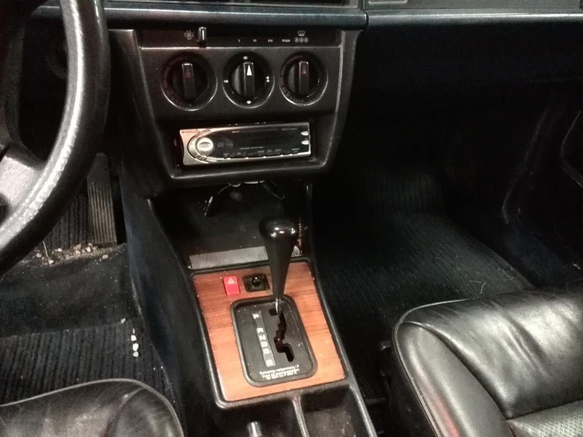 Mercedes Benz 190D billede 19