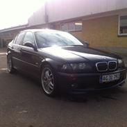 BMW E46 320i