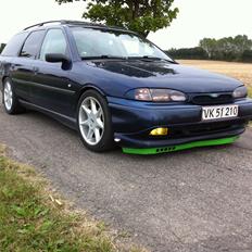 Ford mondeo (RS wannabe)