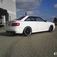 Audi S2 Coupe quattro