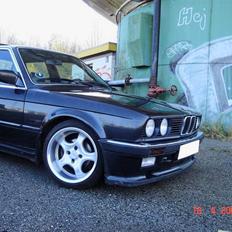 BMW E30 M-Tech 1