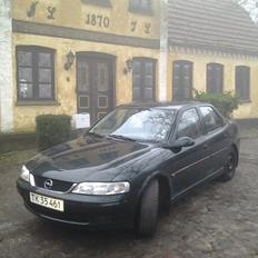 Opel vectra 1,8 16v