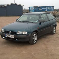 Opel Astra F