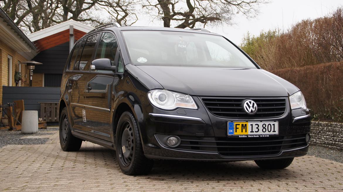 VW Touran Highline DSG billede 1