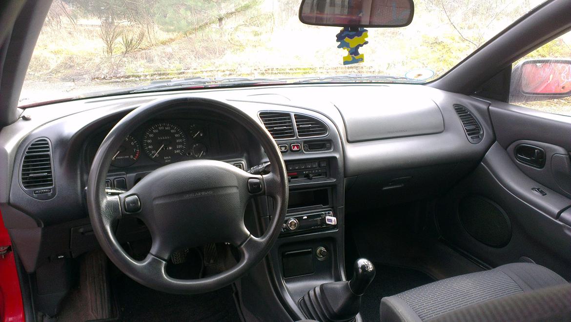 Mazda 323F BA 1,8I GLX billede 3