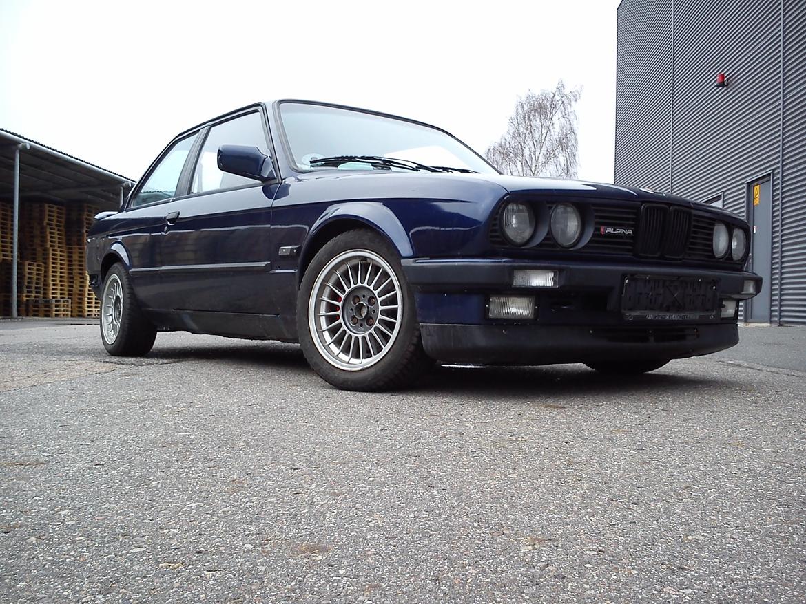 BMW E30 325I STJÅLET 9/4-2014 I Odense billede 1