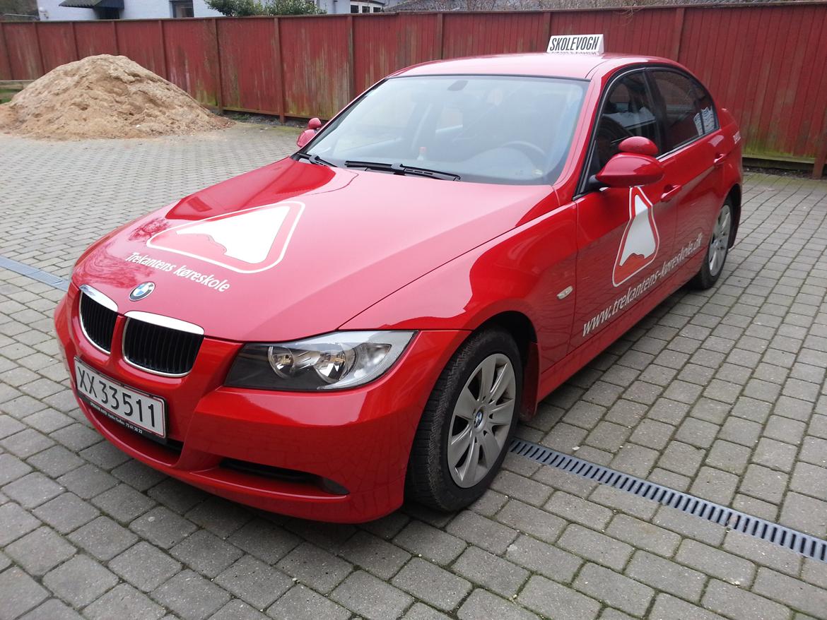BMW E90 320D billede 10