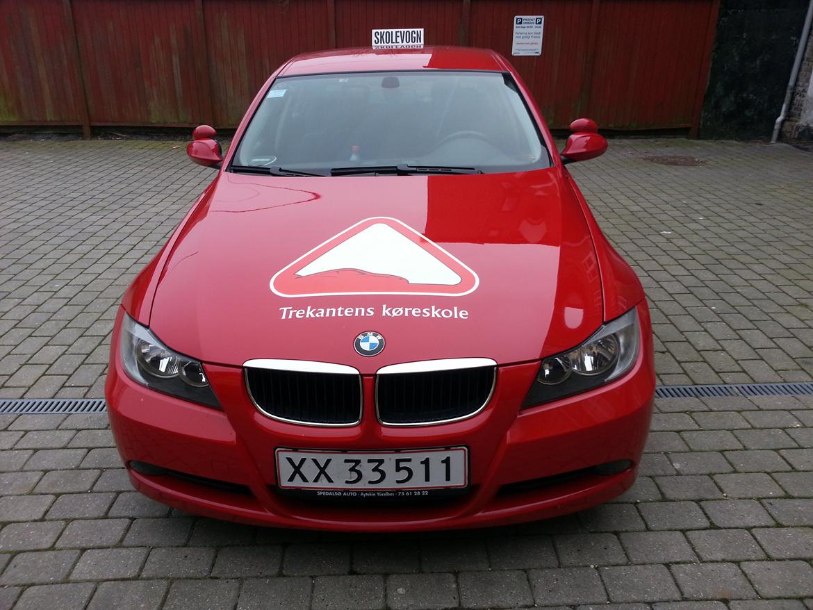 BMW E90 320D billede 11