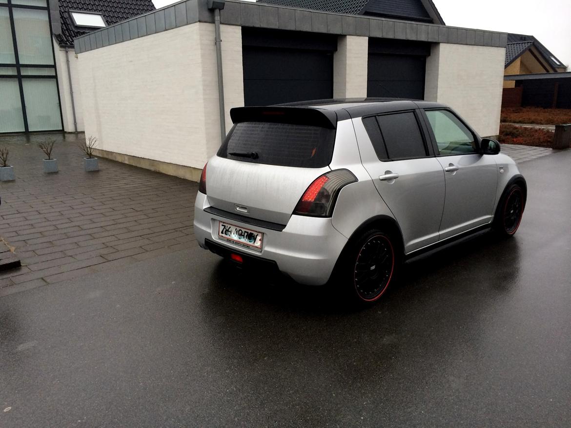Suzuki Swift GT 1.3 DDIS billede 7