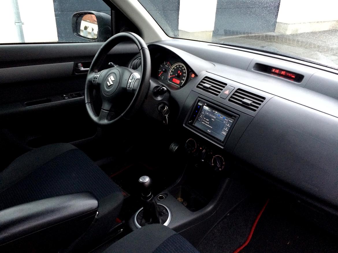 Suzuki Swift GT 1.3 DDIS billede 12