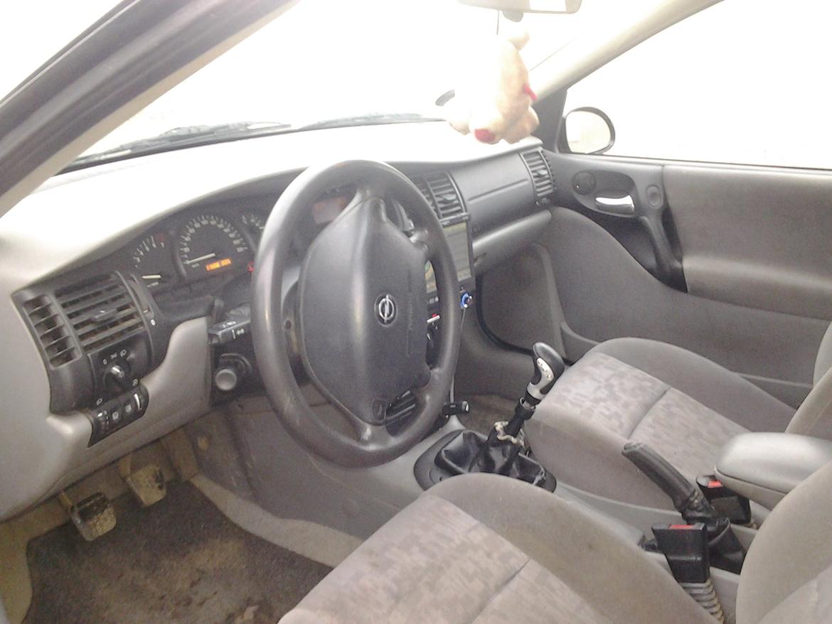 Opel vectra 1,8 16v billede 8