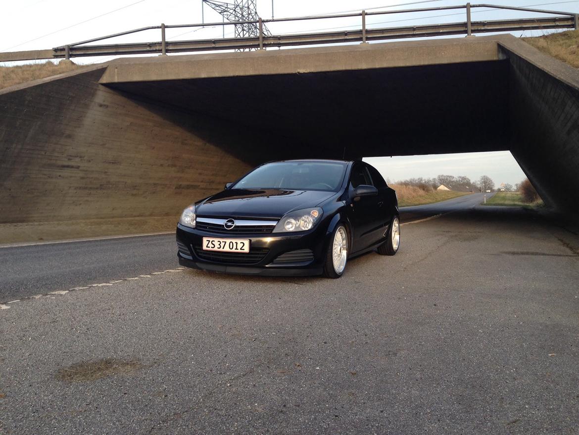 Opel Astra H GTC billede 3