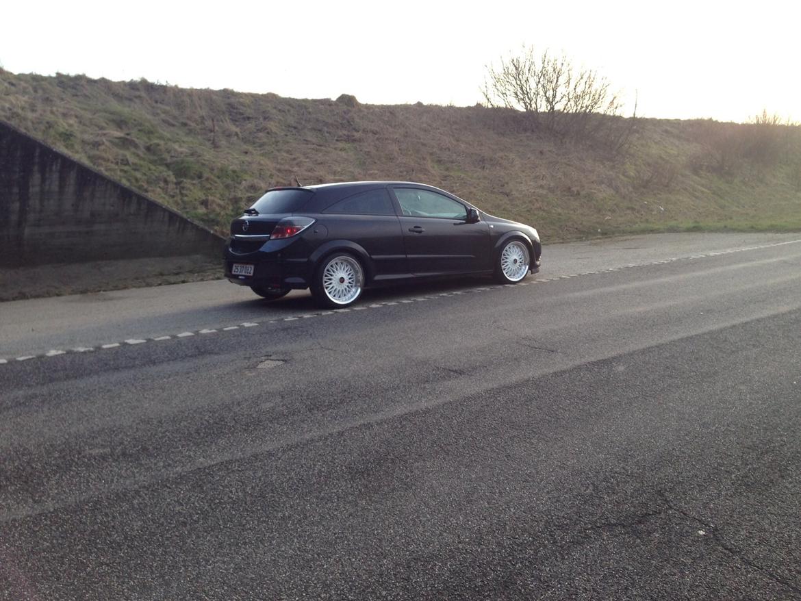 Opel Astra H GTC billede 9
