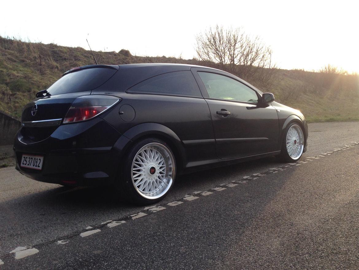 Opel Astra H GTC billede 11