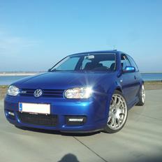 VW Golf 4 R32