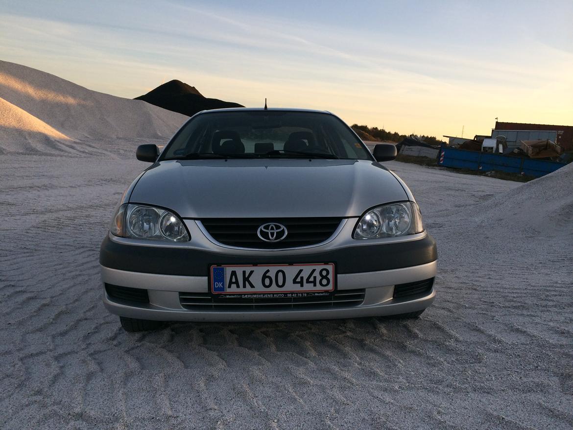 Toyota Avensis T22 billede 3