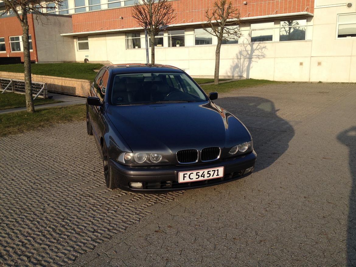 BMW 528i Steptronic billede 4