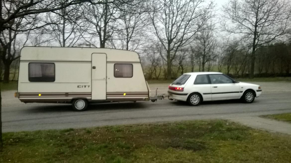 Mazda 323 Hatchback billede 24