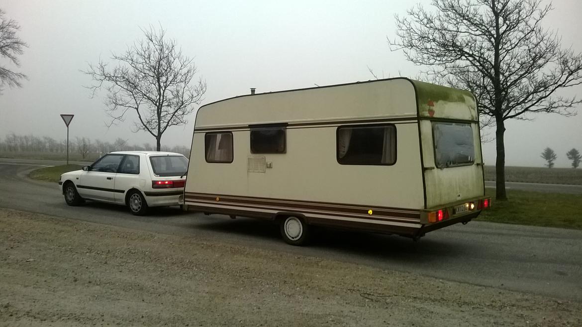 Mazda 323 Hatchback billede 25