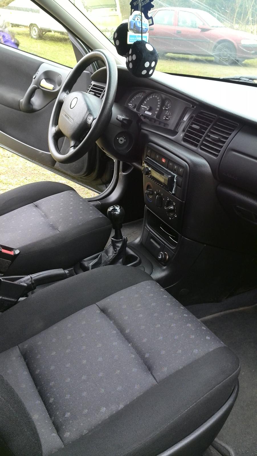 Opel Vectra B Facelift[Solgt] - Den fine og meget velholdte kabine :-) billede 6