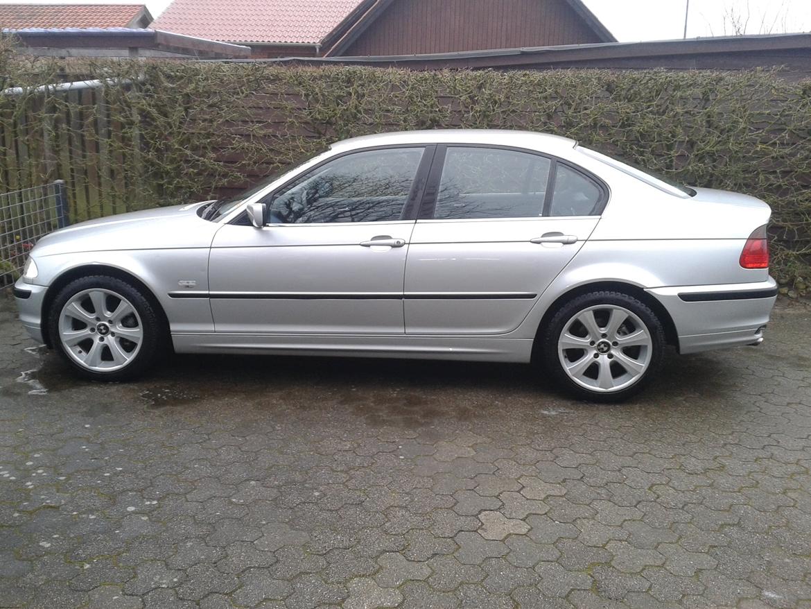 BMW 320i e46 billede 2