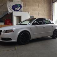 Audi A4 2.0 TFSI Turbo S-Line