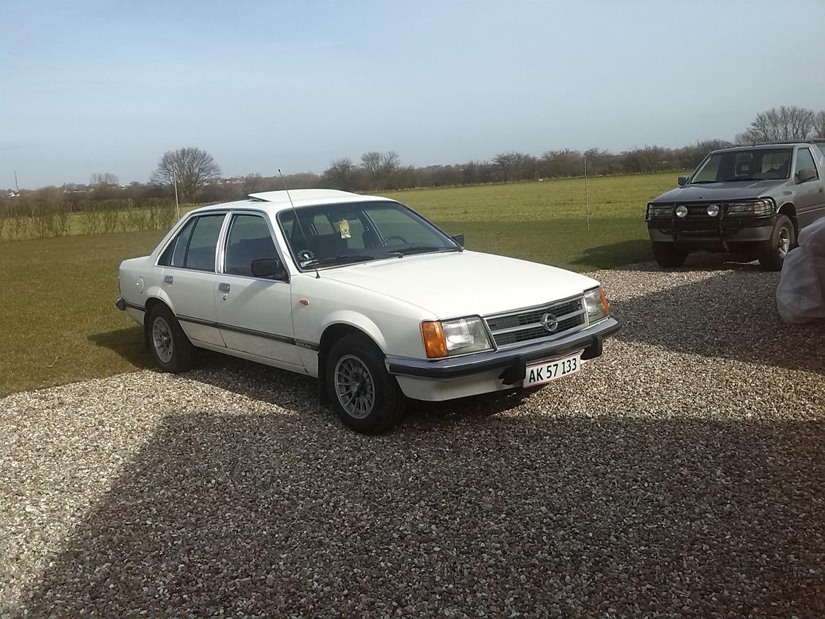 Opel commodore c 2.5s billede 2