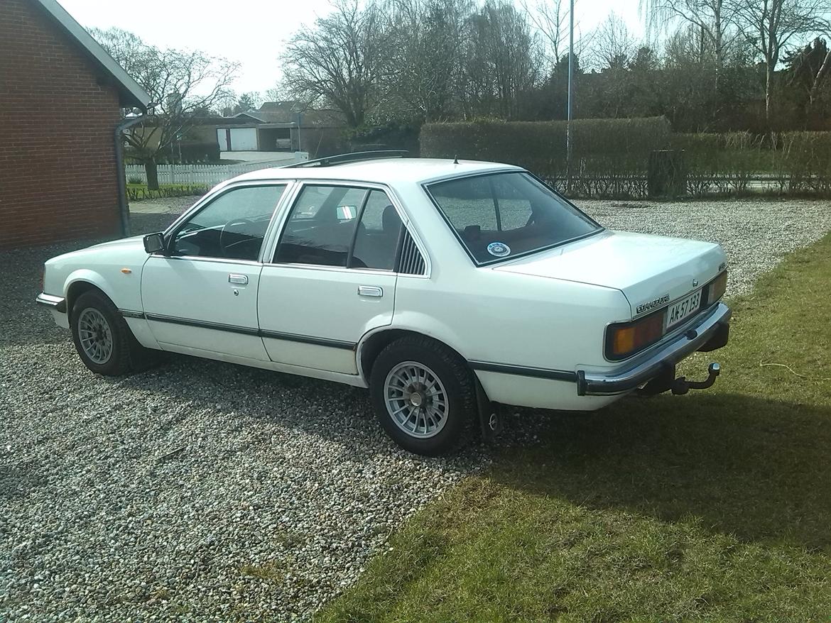 Opel commodore c 2.5s billede 3