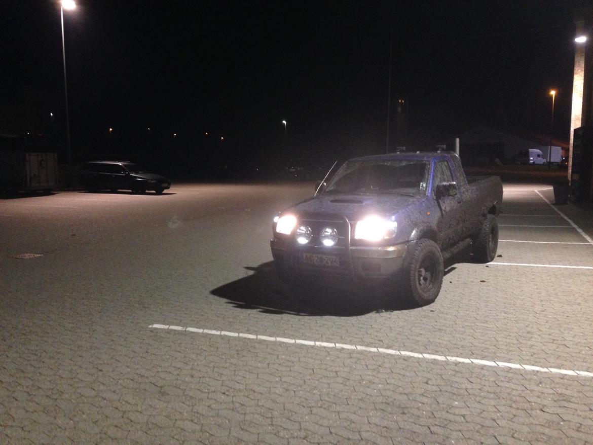 Nissan king cab billede 7