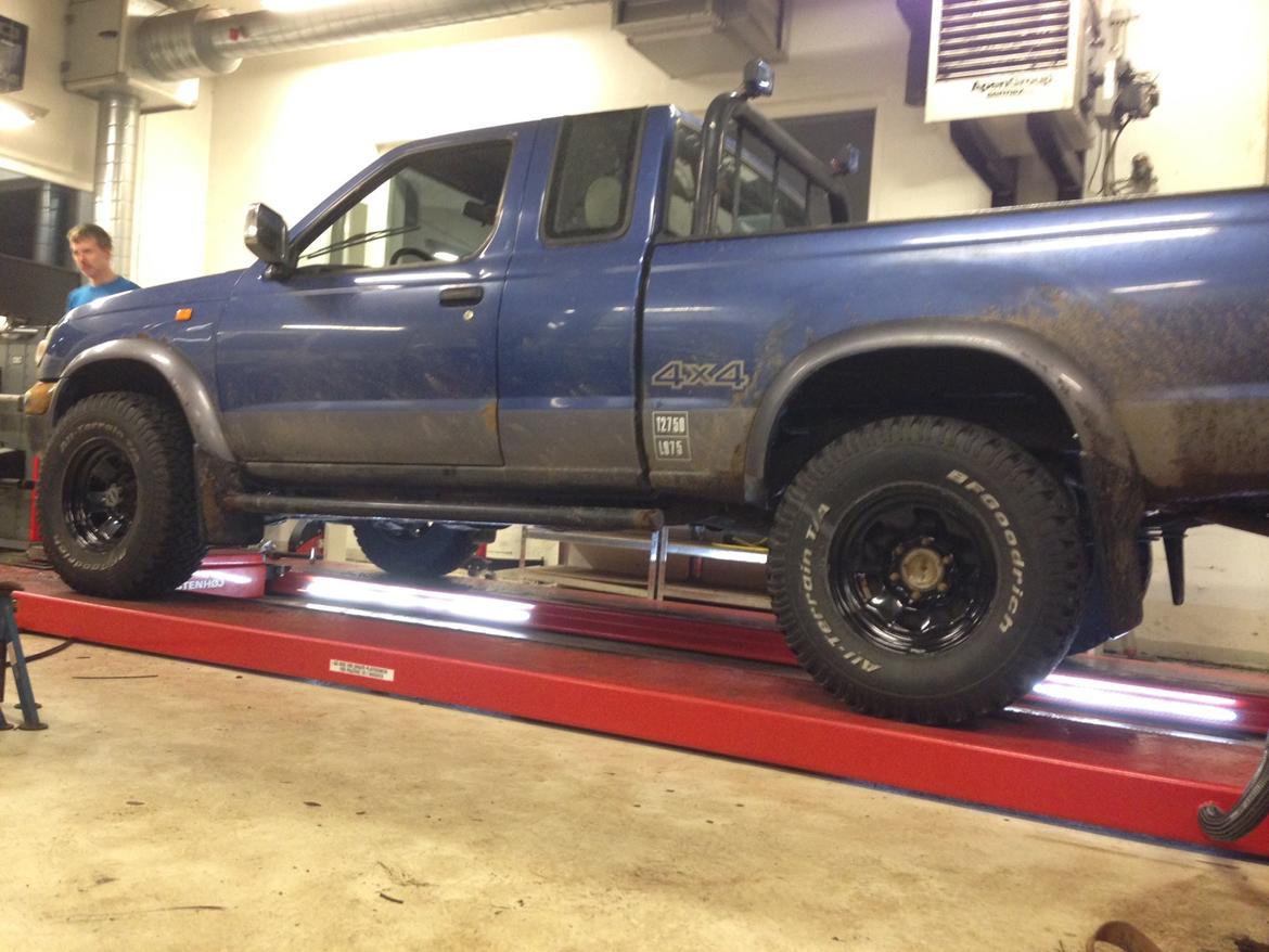 Nissan king cab - Ny malet fælge ;) billede 12