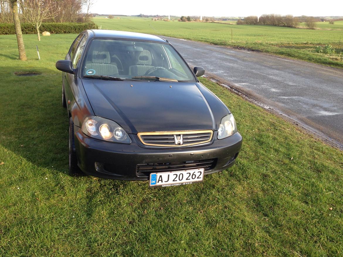 Honda Civic ek3 sedan billede 3