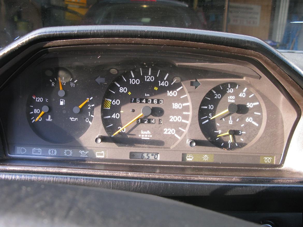 Mercedes Benz w124 billede 8