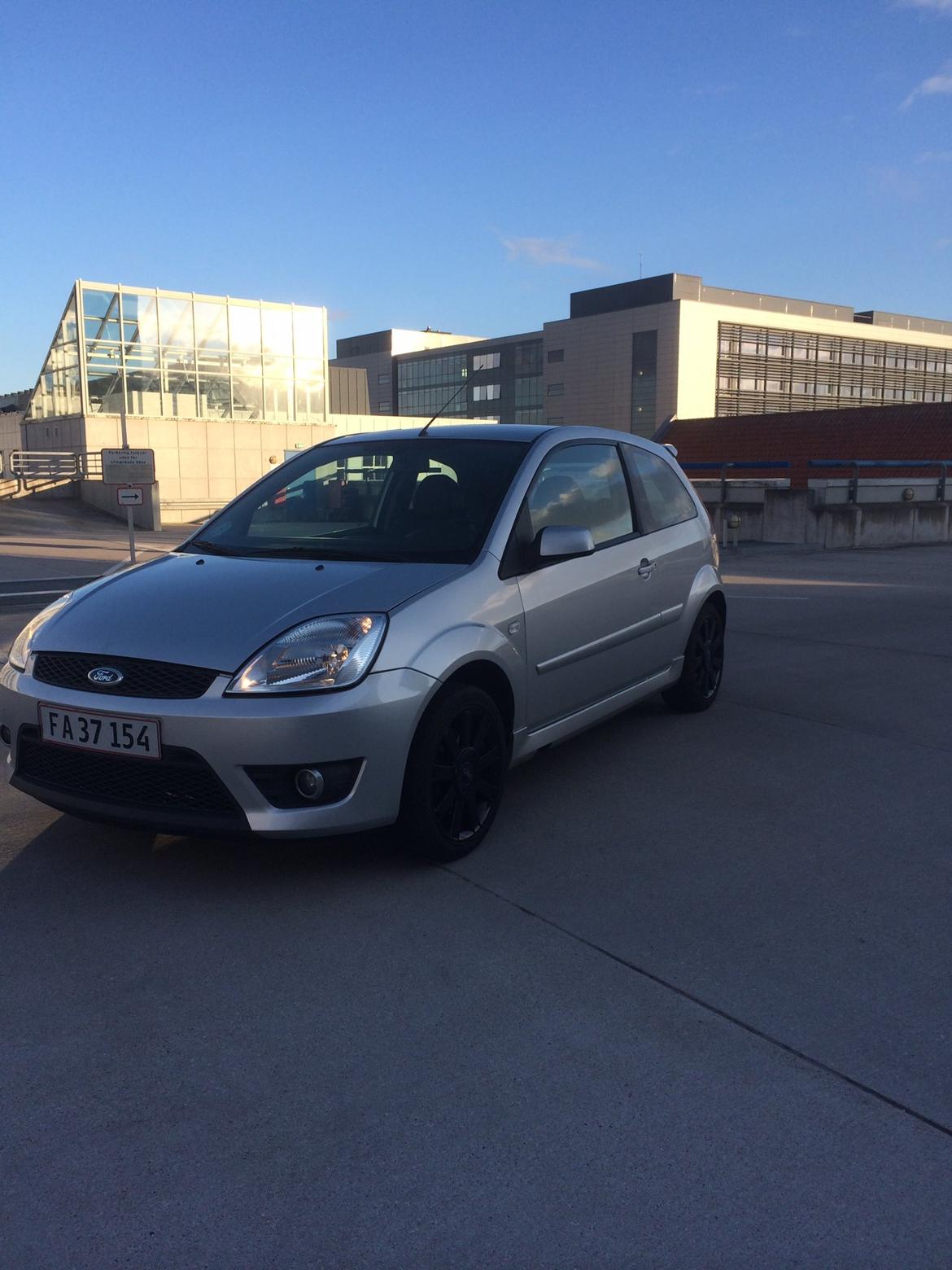 Ford Fiesta St150 billede 14