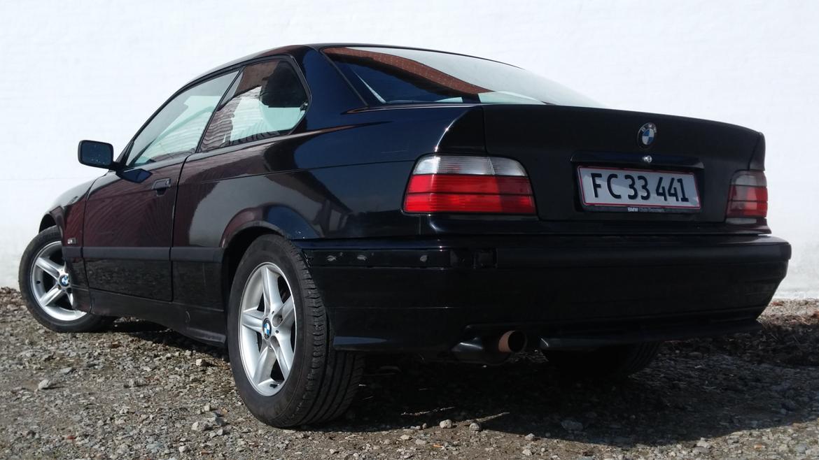 BMW E36 320iA Coupe billede 1