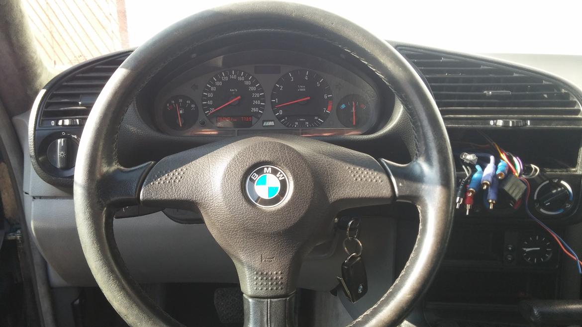 BMW E36 320iA Coupe billede 17