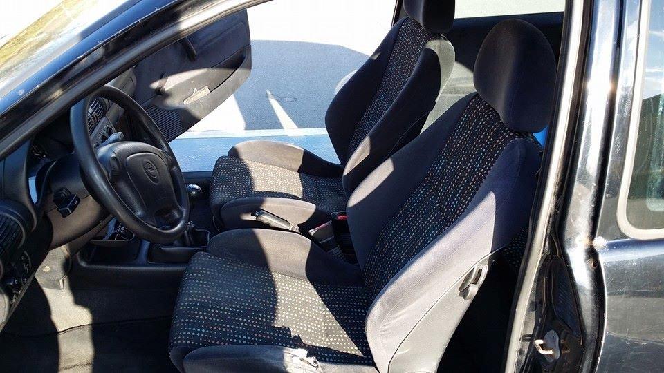 Opel corsa (Totalskadet) billede 2