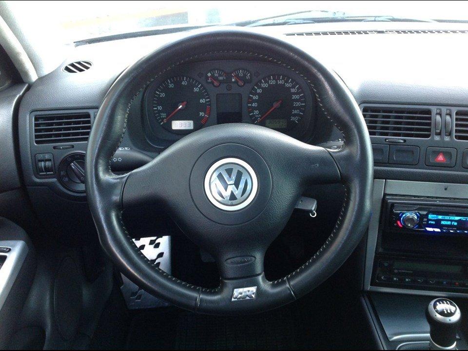 VW Golf IV GTI Exclusive - radioen var noget af det første der blev udskiftet efter jeg købte bilen billede 16