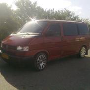 VW Caravelle