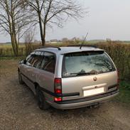 Opel Omega B MV6 (Solgt)