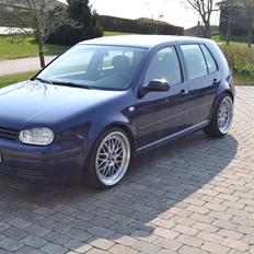 VW Golf 4 1.8 20v (Solgt)